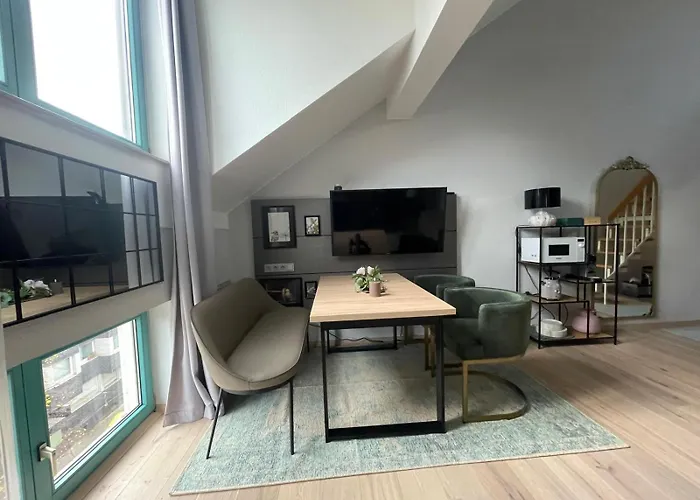 778 Maisonette Apartment Naehe Medienhafen